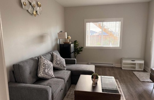 Langford Apartment | Guest Suite in Langford