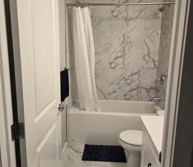 Southwest Calgary Apartment | Guest Suite in Southwest Calgary