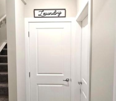 Southwest Calgary Apartment | Guest Suite in Southwest Calgary