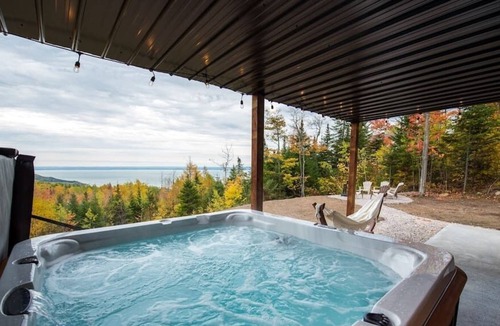 Saint-Joseph-de-la-Rive House | Hôtel à la maison - Bõhêm Charlevoix, Spa et Vue