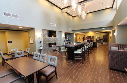 St. John's Hotel | Hampton Inn & Suites by Hilton St. John's Airport