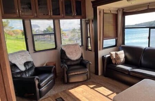 Richmond County RV Rental | Harbour view park model