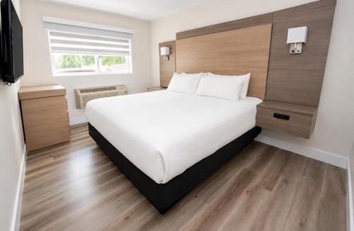 Harrison Hot Springs Hotel | Harrison Grand Motel