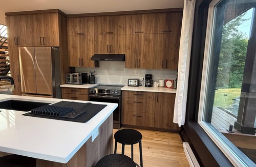 Saint-Faustin-Lac-Carre Ski Chalet | Haveli Du Mont Blanc Spa Golf Ski 16 guest large family mountain cottage