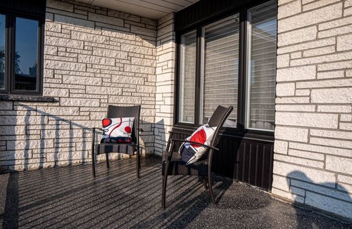Laval House | Havre d'Abraham residence