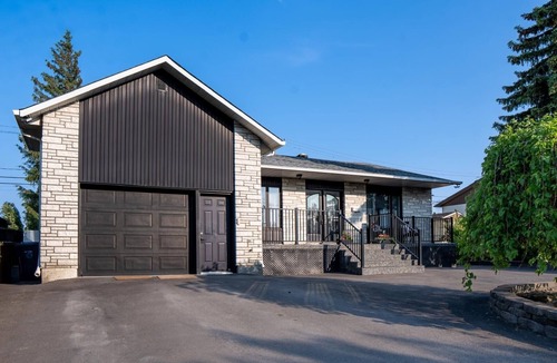 Laval House | Havre d'Abraham residence