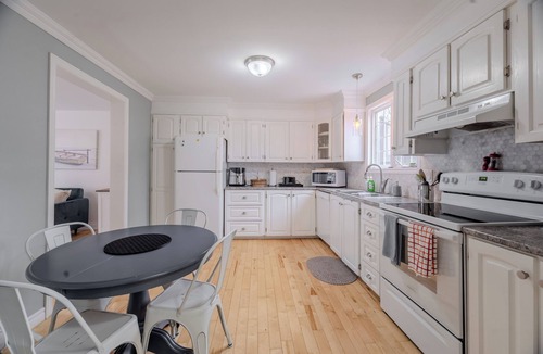 Downtown St. John's House | Heart of Downtown St. John's - 4 bdrm w/parking