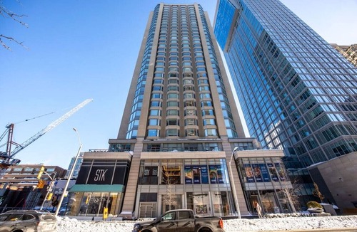 Bloor-Yorkville Apartment | Heart of Yorkville – Walk to UofT, ROM & Bloor St