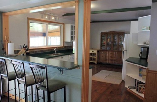 Head Lake Cottage | Hearts Home - Three Bedroom Cottage, Sleeps 4