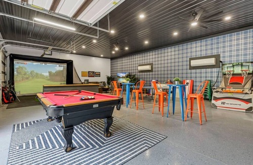 Logan Cabin | Heated Spa Pool Golf Sim Huge Game Room Hot Tub Cabin in Hocking Hills