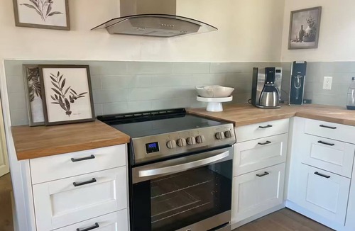 Niagara-on-the-Lake Cottage | Heather Cottage Niagara On The Lake