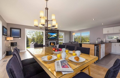 Baie-St-Paul Ski Chalet | Hector's house : A real paradise for outdoor lovers