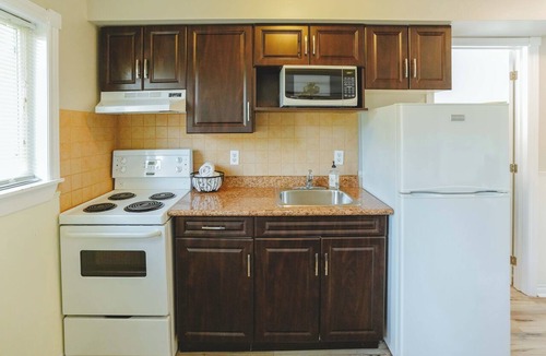 Bobcaygeon Cottage | Heron Cottage - 3-Bedroom Cottage – Family Friendly