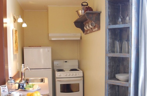 Nelson House | "Herridge Lane Suite" in VICTORIA FALLS GUESTHOUSE