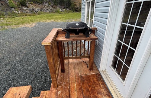 Lawrencetown Cottage | High Tide Hideaway: Tiny Home Retreat 8 min from Lawrencetown Beach