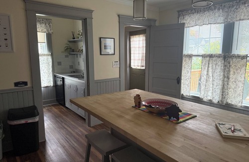 Bangor House | Historic Duplex with new updates perfect for Short or Extended Stays 3BR