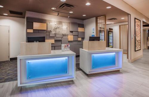 Chilliwack Proper Village West Hotel | Holiday Inn Express & Suites - Chilliwack East an IHG Hotel