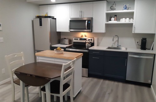 Whitehorse Condo | Home away from Home. Recent secure building. Completely equipped kitchen.