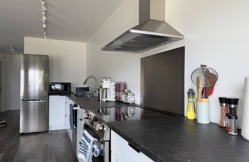 Kamloops House | Home Near TRU AND Hospital with Scenic City Views
