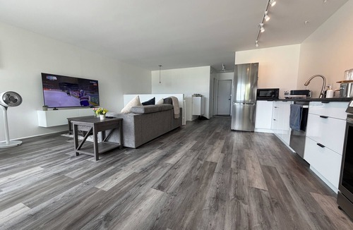 Kamloops House | Home Near TRU AND Hospital with Scenic City Views