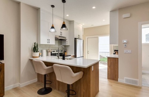Southwest Calgary House | "Honey" NEW 3 Bdrm Townhome-10 mins from C-Train!