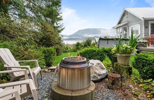 Port Renfrew House | Hot tub - Sauna - Panoramic Ocean View THE POINT - Pet Friendly