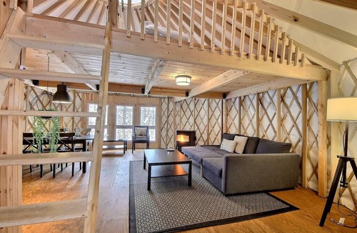 Saint-David-de-Falardeau Ski Chalet | Imago Village
