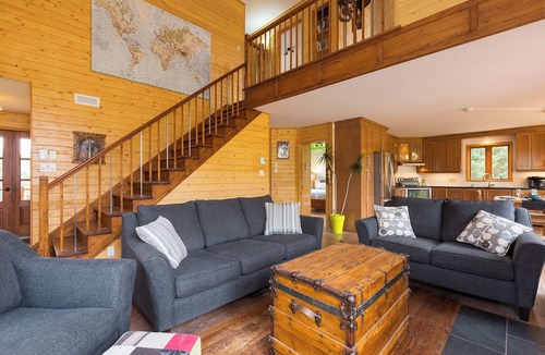La Malbaie House | Intimacy, comfort and nature await you!