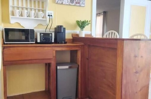Munjoy Hill Apartment | Island View House BnB Self Check-In # 5/Free off- Street parking