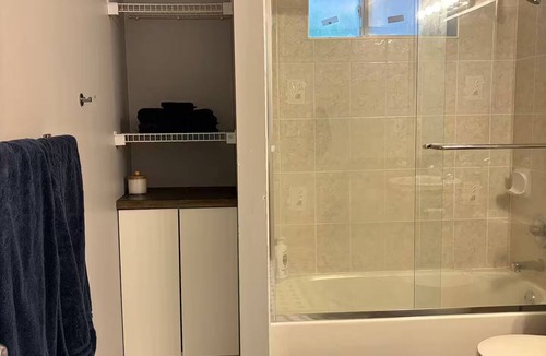 East Clayton House | Ivy Suite - 1 Bedroom private entrance basement suite in Clayton Heights