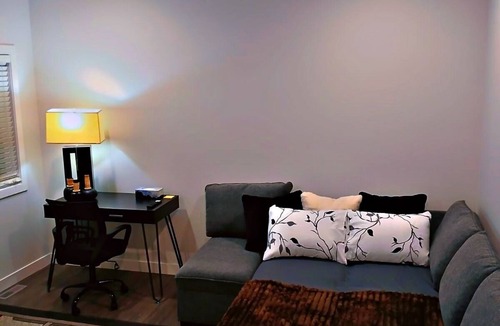 Saskatoon Apartment | "Jite's Hub! Cozy 1-bedroom apartment! Perfect for solo travelers or couples.