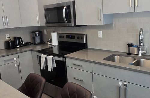 Saskatoon Apartment | "Jite's Hub! Cozy 1-bedroom apartment! Perfect for solo travelers or couples.