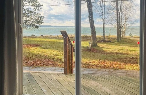 Algoma District Cottage | Julia’s Harmony Beach Cottage | Lake Superior View