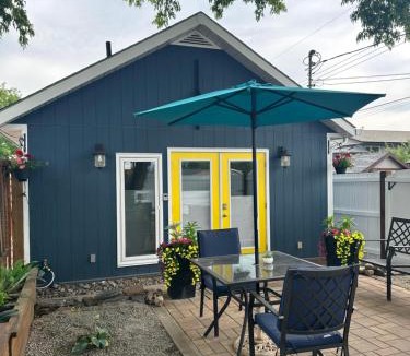 Okanagan-Similkameen House | K STREET CARRIAGE HOUSE Studio