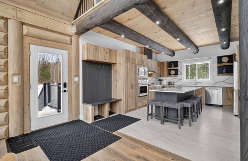 Amherst House | Kanata Tremblant: Ultra Luxury Oasis + Private Spa