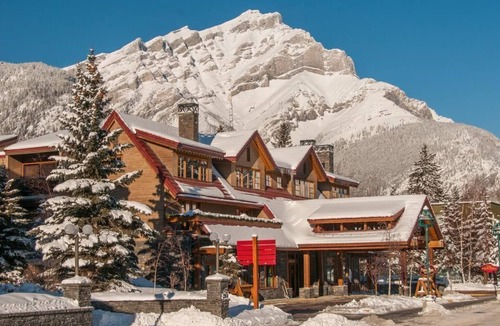 Banff Apartment | King Suite w/Fireplace, Mountain Views & Sauna