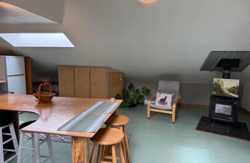 Shawnigan Lake House | Kinsol Hideaway
