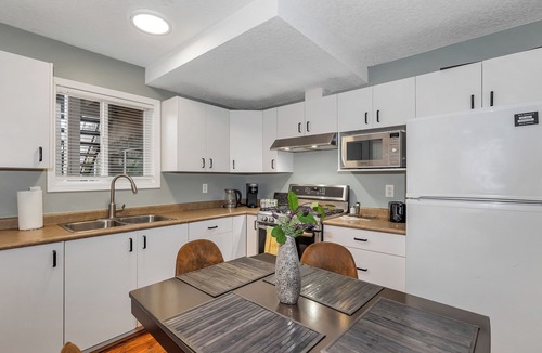 Saanich West House | Knockan Hill Rentals - Ground Floor Suite