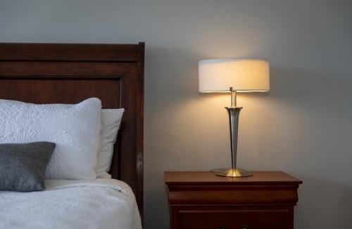 North End House | KnoxPeace BnB