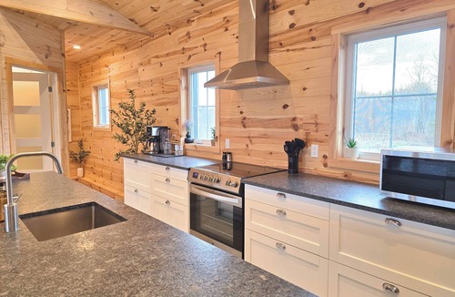 Saint-Roch-des-Aulnaies Ski Chalet | L'Oie Blanche | Fleuve | Intime | Unique