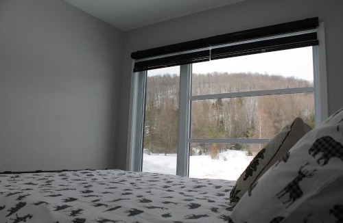 Wentworth-Nord Ski Chalet | La Casa TiMoris