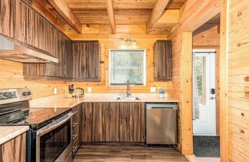 Shannon Ski Chalet | La Jumelle/Private Spa/Garden & BBQ/nature escape