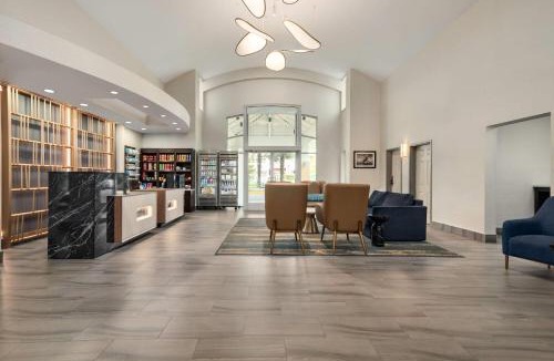 Richmond City Centre Hotel | La Quinta Inn by Wyndham Vancouver Airport