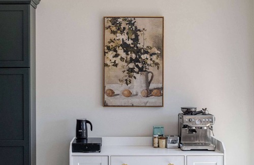 Wellington House | Lady Wellington - European Cafe Inspired