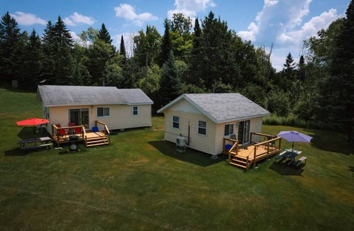 Magnetawan Cabin | Lake Cecebe Retreat #6- Maijac Resort & Marina