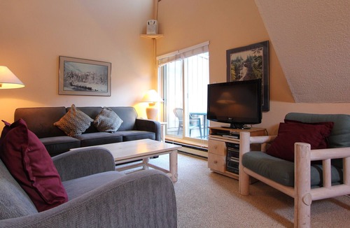 Whistler Creekside Condo | Lake Placid #329 | 1-Bedroom Creekside Condo with Kitchen and Fireplace