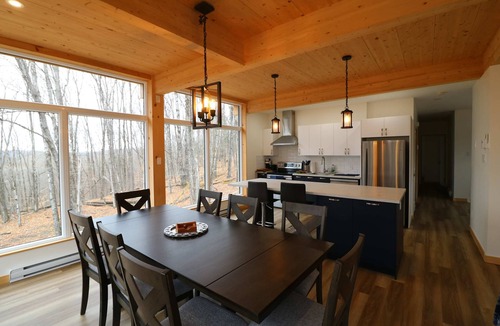 La Minerve Ski Chalet | Lake, Spa & Game Room | Le Havre du Voyageur
