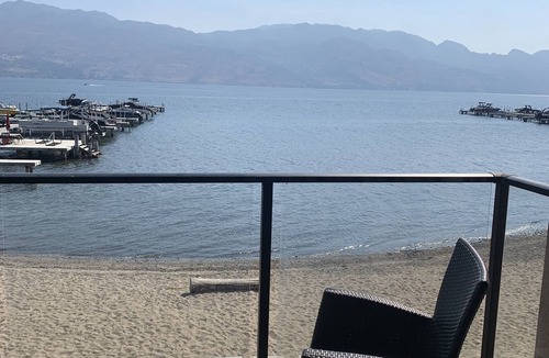 Westbank Condo | Lakefront condo at Barona Beach