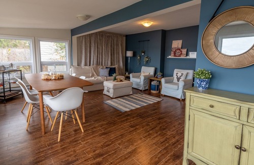 Dunsford Cottage | Lakefront Cottage With Hot Tub!!