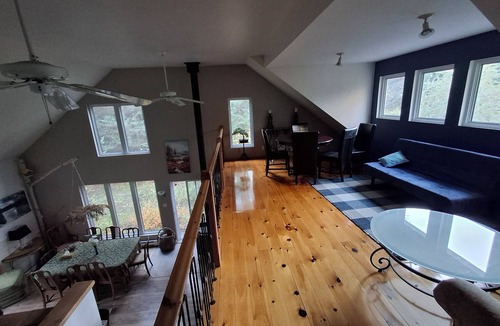 Lac-McGregor Cottage | Lakefront Cottage for Rent – 30 Minutes from Ottawa